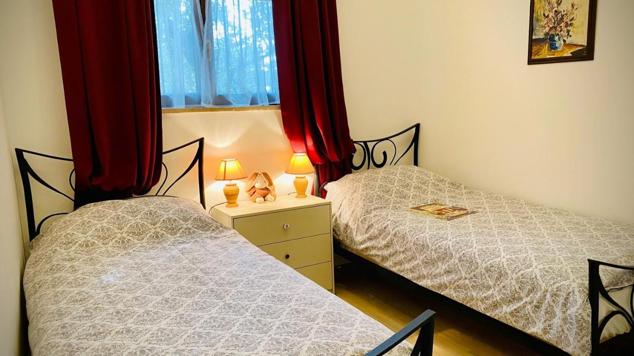 Bilini Garden Apartment Pula Exterior photo